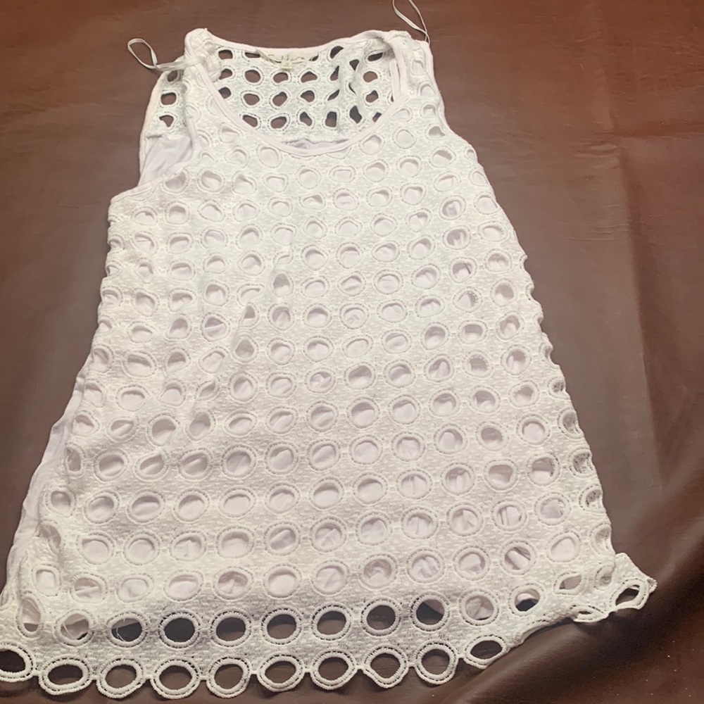 Solitaire women’s shirt. Small off white. Like new